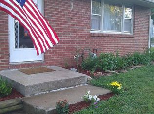 1229 Linden Rd, Liberty, MO 64068