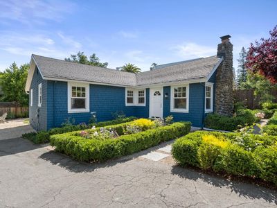 3841 Alameda De Las Pulgas, Menlo Park, CA, 94025