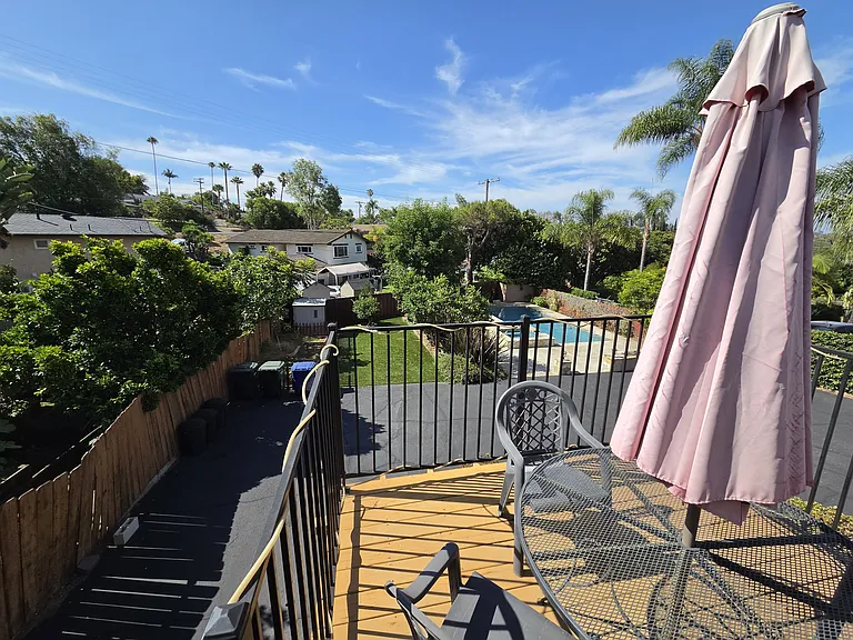 1037 Alta Vista Dr — Photo 52