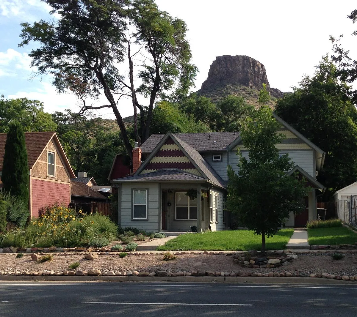1709 Ford Street — Photo 1