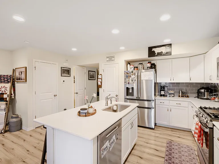 8023 Nico Way — Photo 8