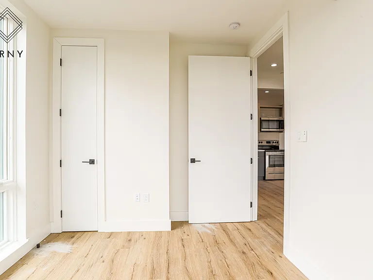 3421 Glenwood Rd #3G — Photo 12