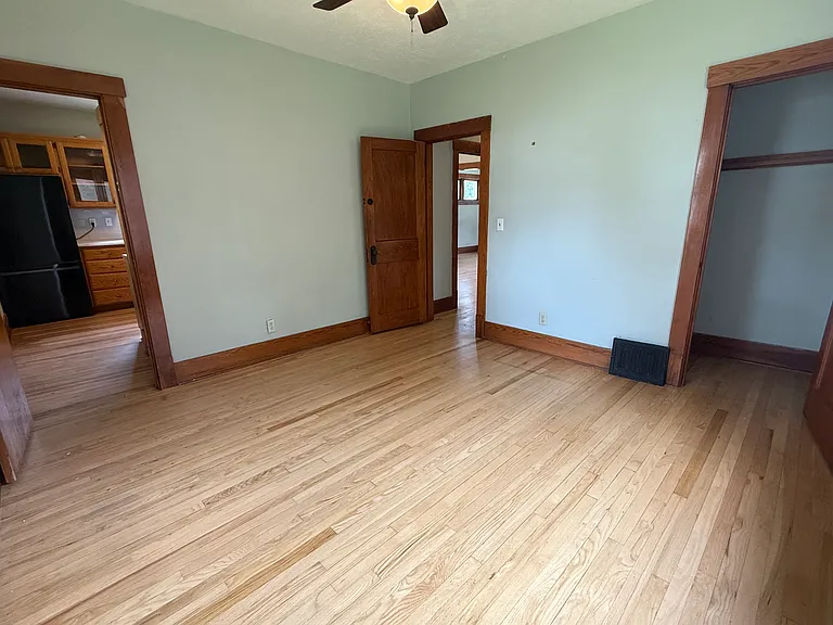 824 N 47th St — Photo 10