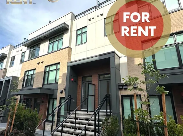 2035 Glenaire Dr #259, North Vancouver, BC V7P 1Y2