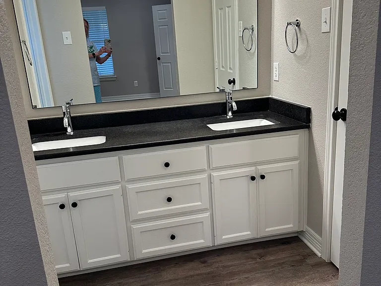 503 Shady Park Trl — Photo 9