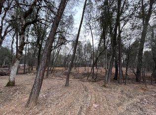 3135 Lakey Ln, Redding, CA 96003