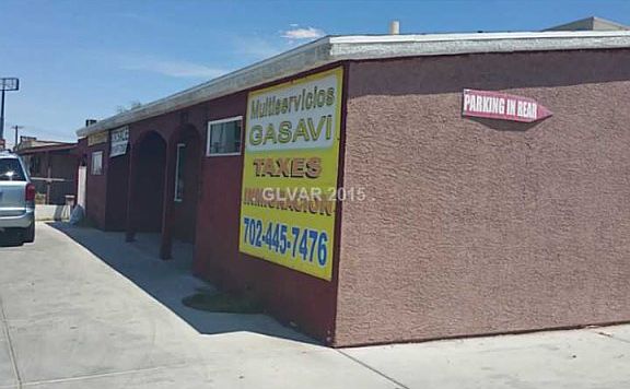 2nd image of 3613 Vegas Dr