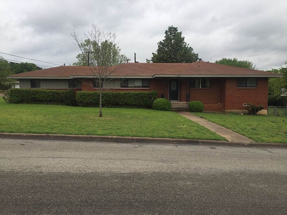 1st image of 1400 Robin Dr