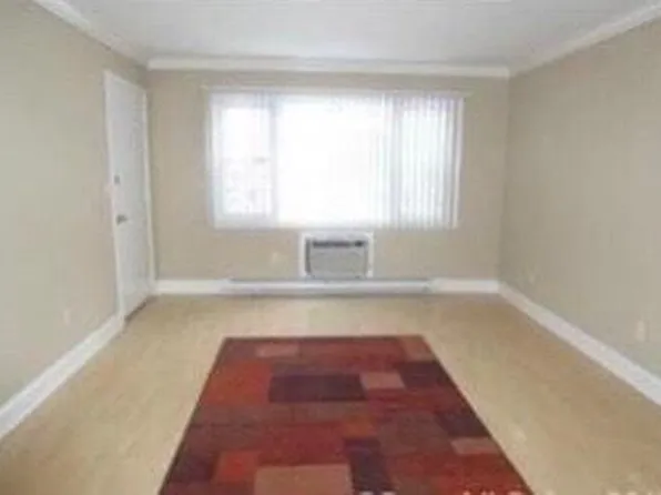 56 Wakelee Avenue Ext APT 21, Shelton, CT 06484