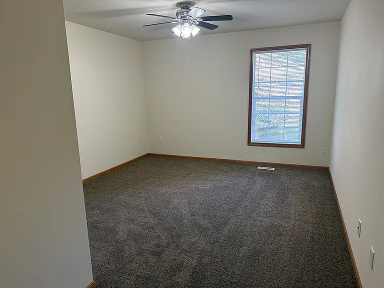6176 Cross Bend Ct — Photo 7
