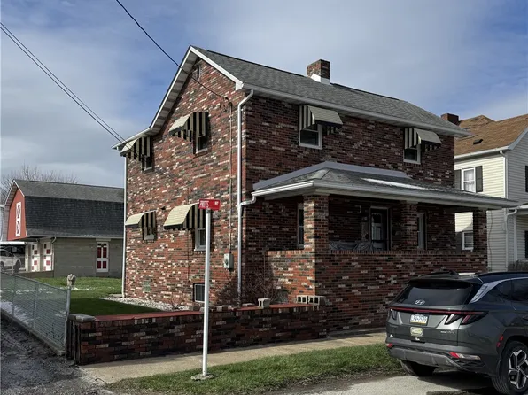 111 N Hitchman St, Mount Pleasant, PA 15666