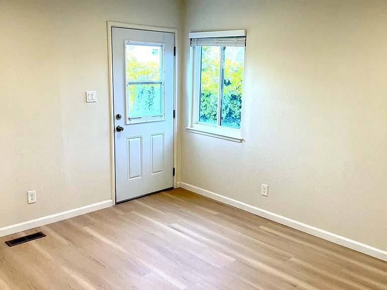 36454 Feliz Ct — Photo 8