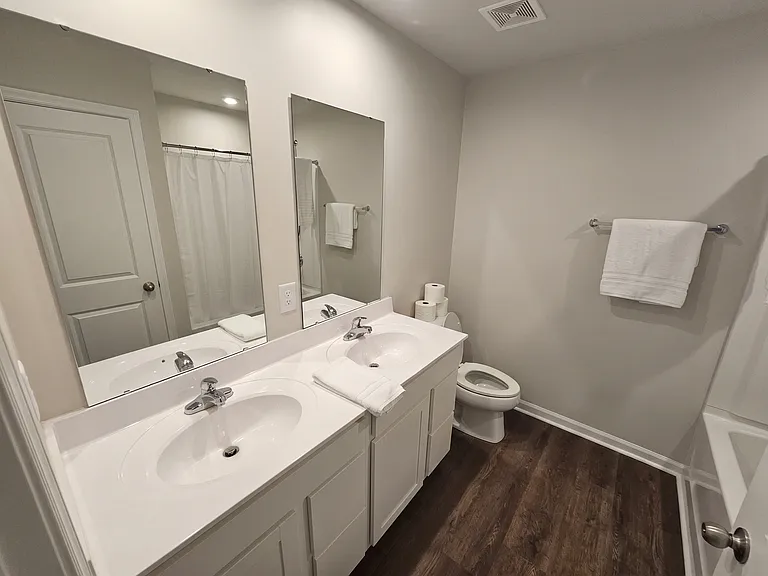 1551 Purrington Ln — Photo 6