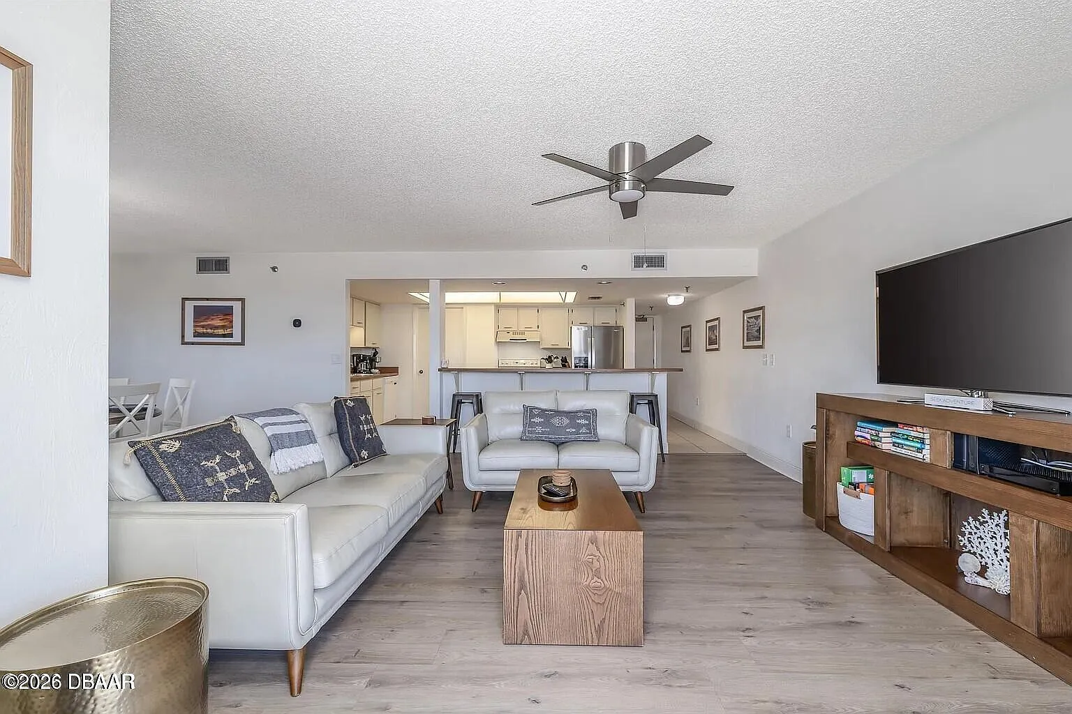 2 bed, 2.0 bath, 1484 sqft, $3,100 — Photo 4