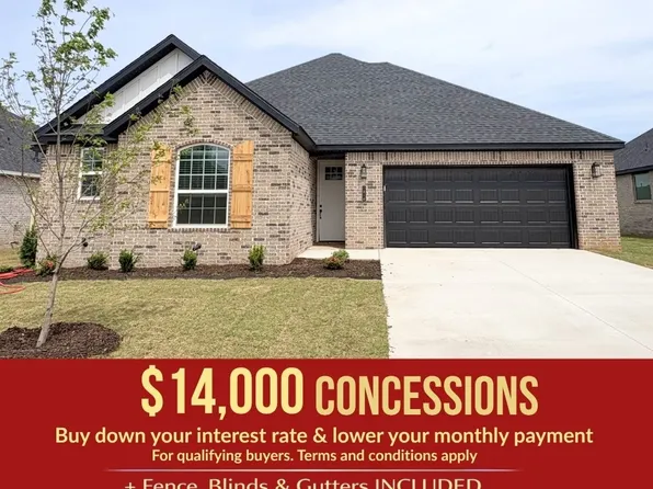 1810 Farmer St, Pea Ridge, AR 72751