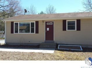101 Tarbox Rd, Plainfield, CT 06374