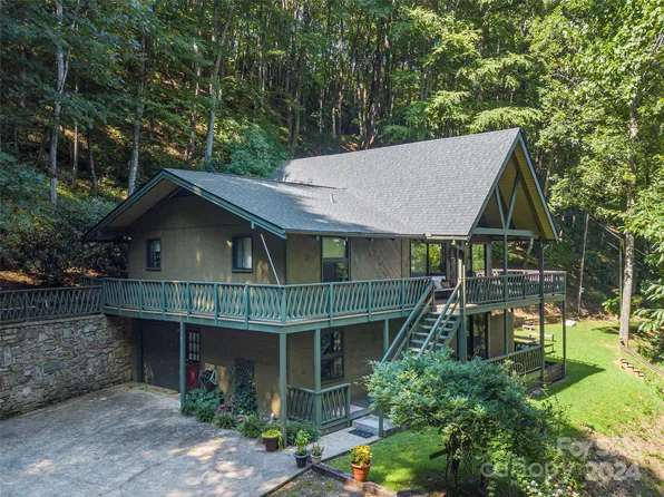 1164 Mount Chalet Rd, Canton, NC 28716