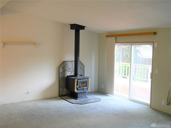 5th image of 15310 123rd Avenue Ct E