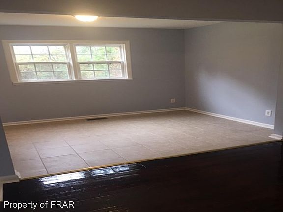 5th image of 712 Eccles Dr