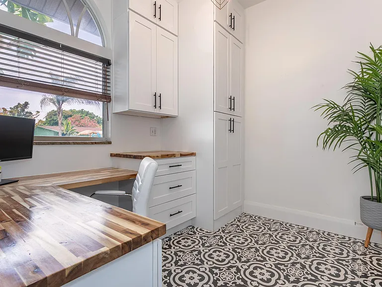 401 S Bermuda Blvd — Photo 11