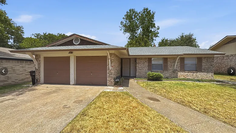 3 bed, 1256 sqft, $2,400 — Photo 1