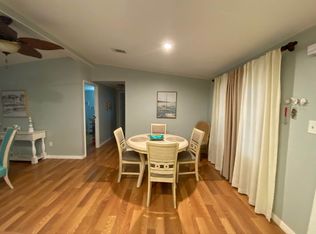 927 Courier St, Vero Beach, FL 32966