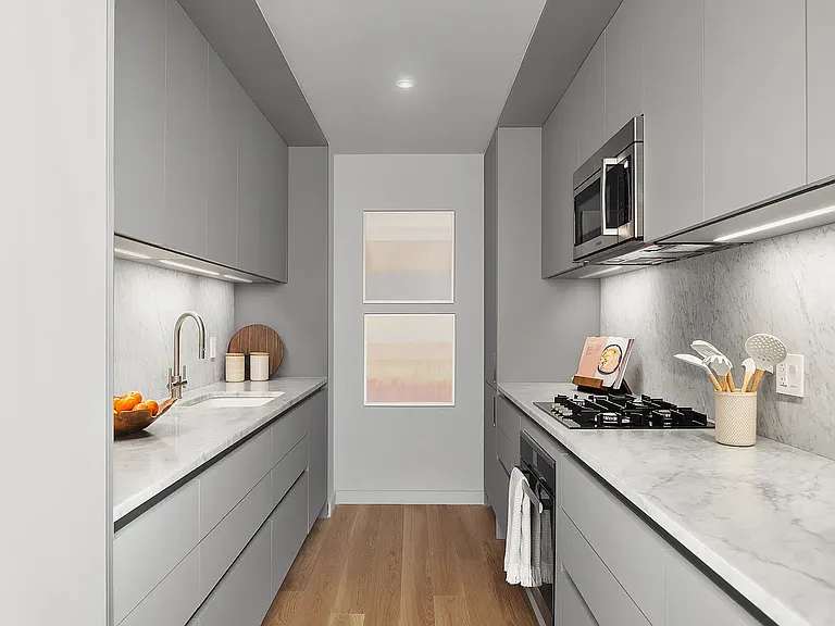 547 W 47th St #805 — Photo 1
