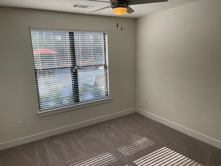 The Kirkwood Apartments at Edgewood — Photo 113