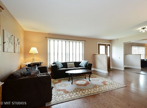 2nd image of 27 Red Haw Ln
