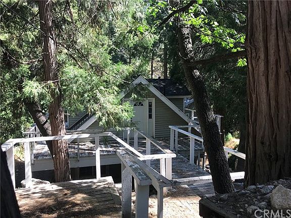3rd image of 39558 Prospect Dr