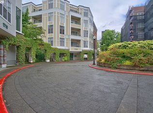 1730 S Harbor Way UNIT 305, Portland, OR 97201