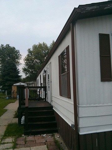2nd image of 450 Huntsbridge Rd