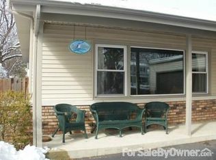 1569 Chat Ct, Naperville, IL 60565