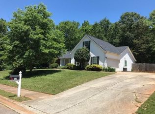46 Fieldcrest Ct, Jefferson, GA 30547