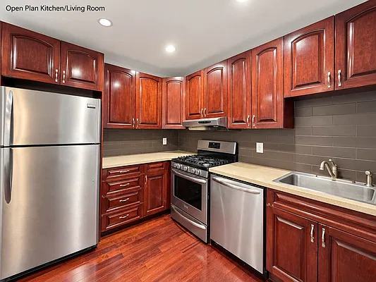 Kitchen, photo 1