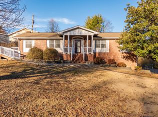 6413 Edgmon Dr, Chattanooga, TN 37421