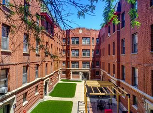 The Juneway Terrace, Chicago, IL 60626