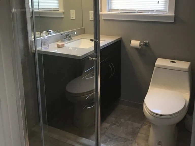 304 Stewart St #A — Photo 9