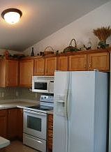 3rd image of 869 Sunridge Dr