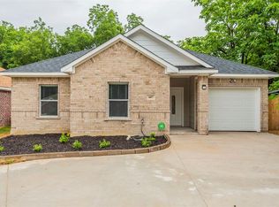 607 W Jefferson St, Waxahachie, TX 75165