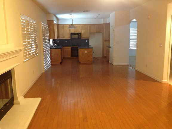 4th image of 1160 Brookhaven Ln