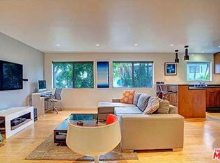 27 Ironsides St APT B, Marina Del Rey, CA 90292