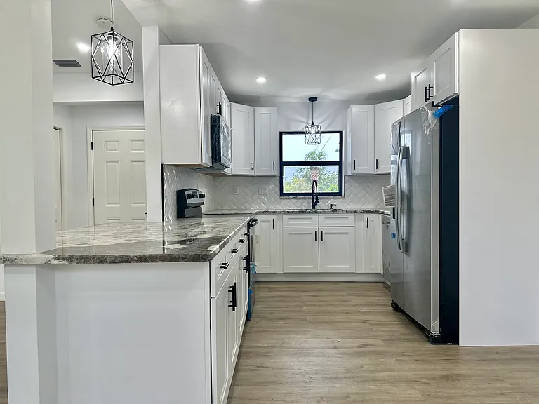 19306 Edgewater Dr — Photo 6