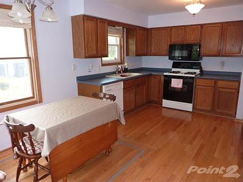 3rd image of 2336 Aspen St