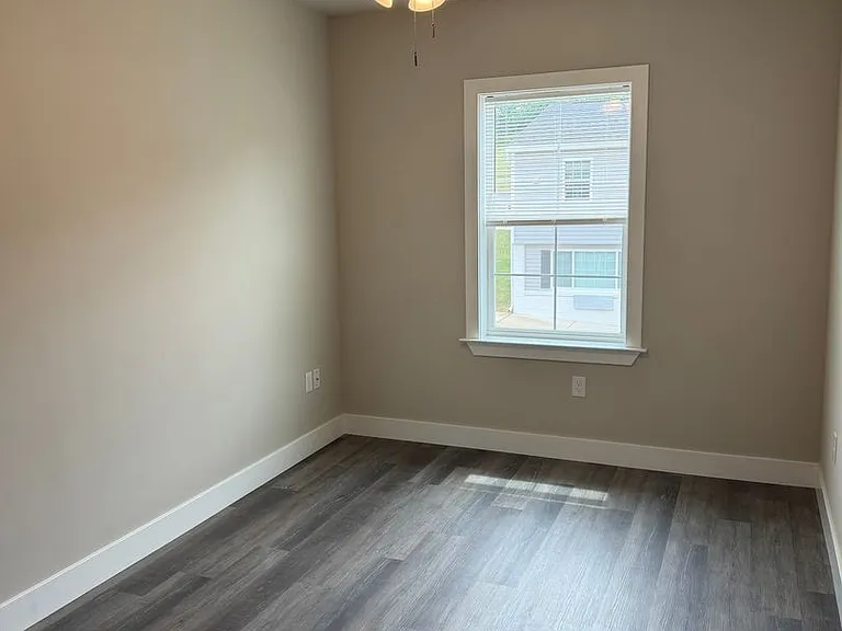 Salem Run Apartments Phase 2 — Photo 270