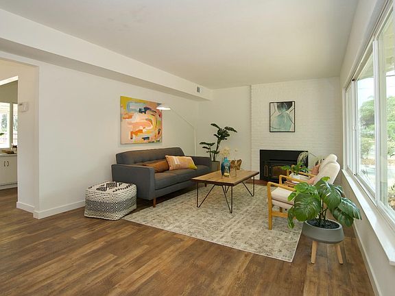 3rd image of 3121 Encanto Drive