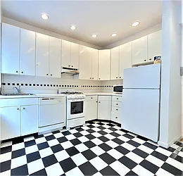 Rented by CitySites Real Estate Group