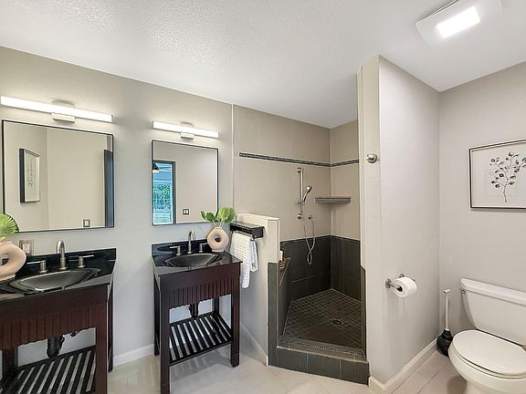 5th image of 3140 Heather Ridge Dr