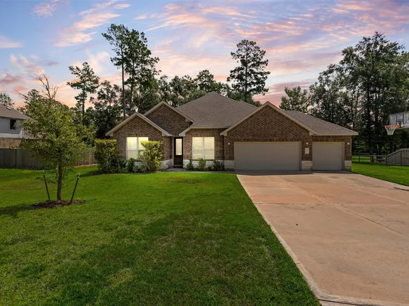 152 Leila Ln, New Waverly, TX 77358