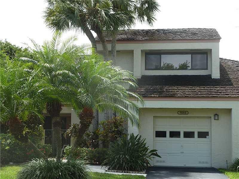 1st image of 9264 Chelsea Dr S #1
